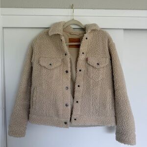 Levi's Off-White Sherpa Jacket
